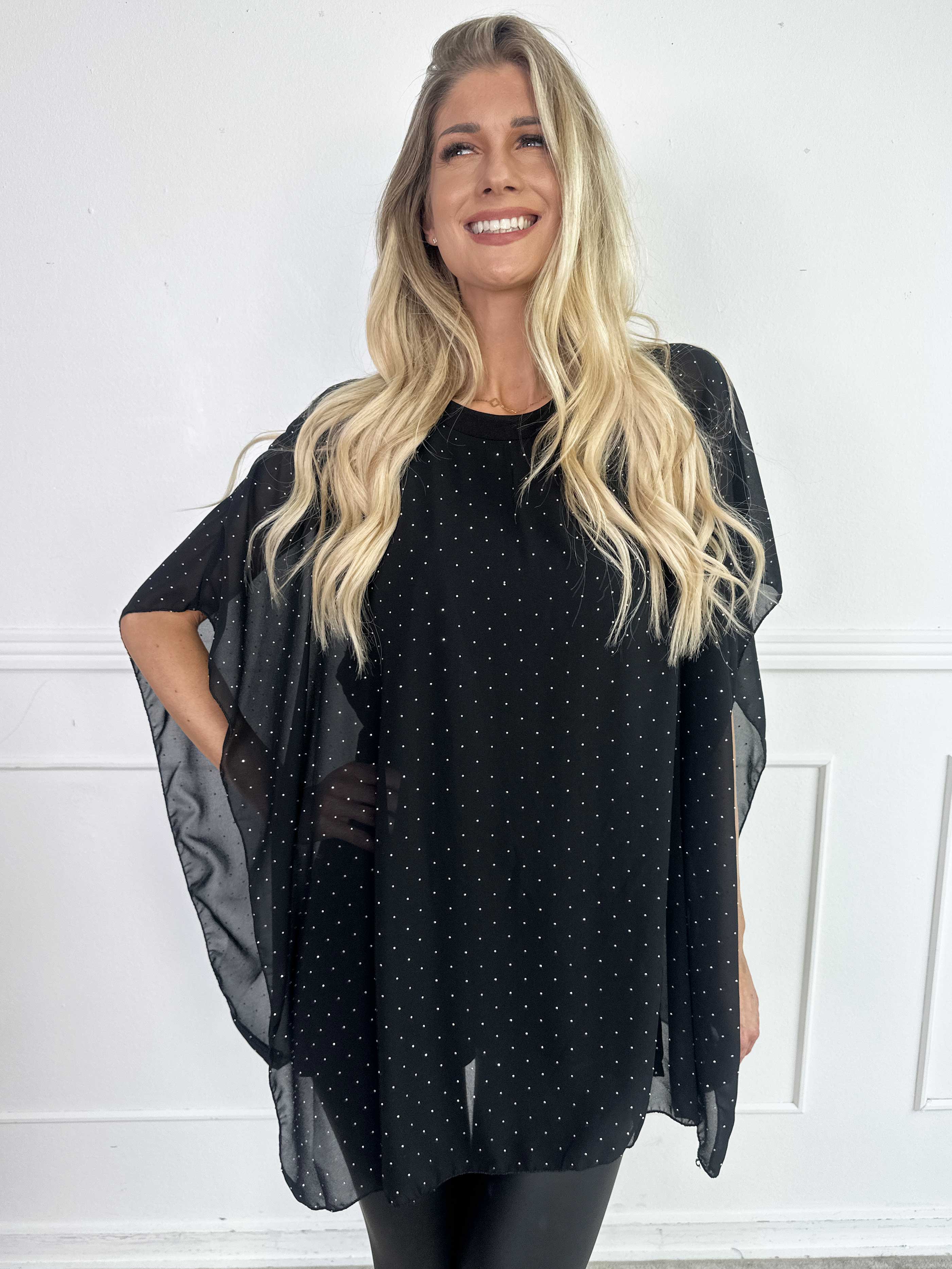 Alpha - Sød tunikakjole med et chiffonlag med skinnende sten